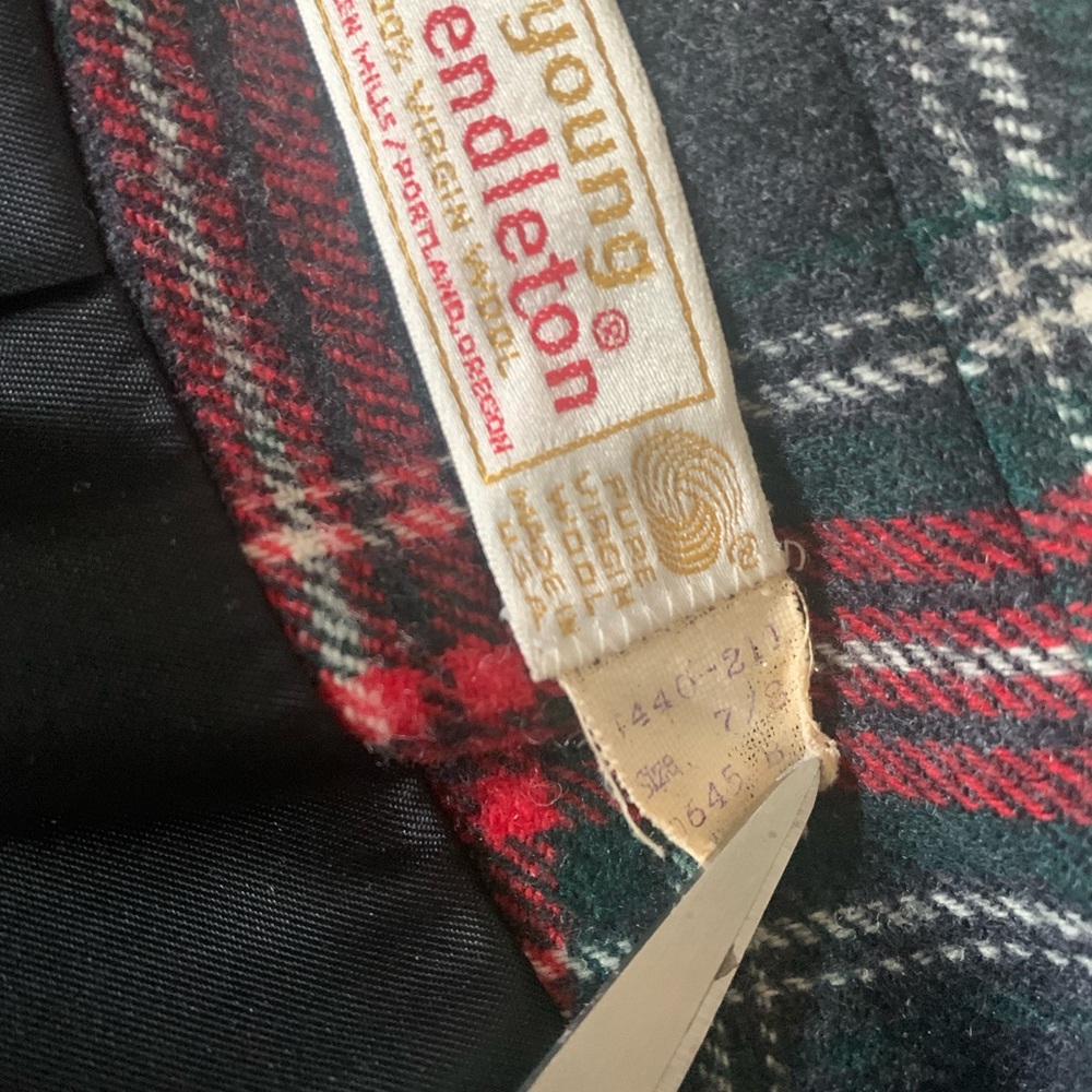 Vintage Pendleton Plaid Blazer - Picture 7 of 9